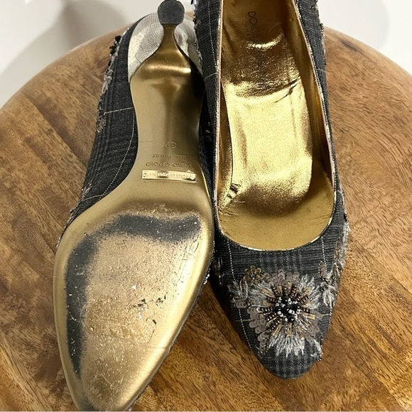 D&G Beaded Plaid Embroidered Gold Metallic Pumps Gray 37 - Picture 4 of 9